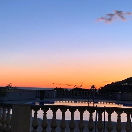 Appartement Agreable En Bord De Mer Βιλφράνς-συρ-Μερ Εξωτερικό φωτογραφία